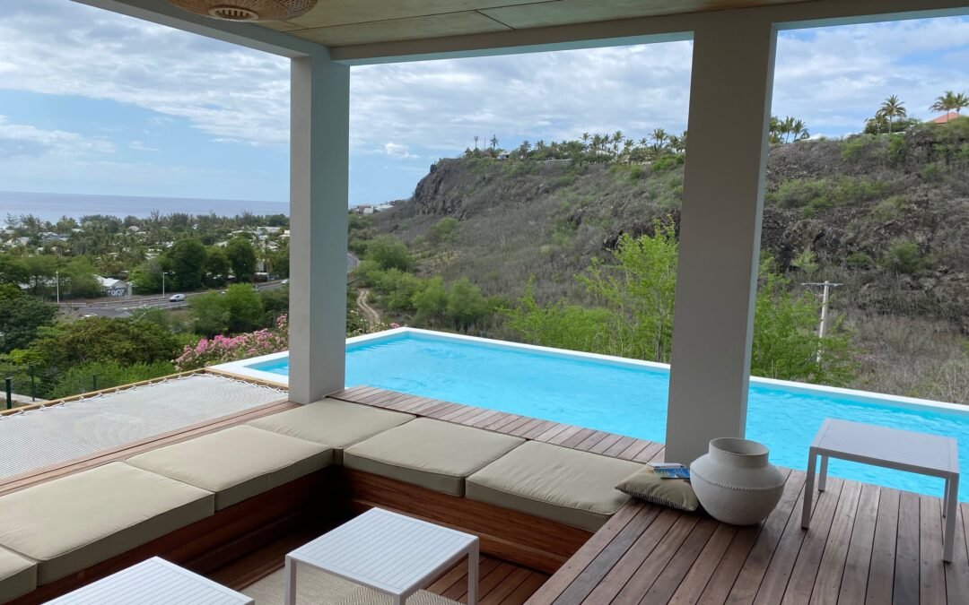 Terrasse bois ou composite : que choisir à La Réunion (974) ?